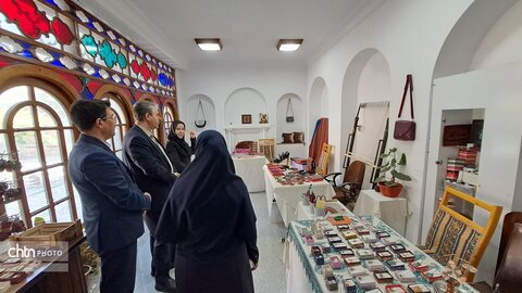 بازدید معاون وزیر میراث‌فرهنگی از خانه هنرهای سنتی و صنایع‌دستی آذربایجان غربی