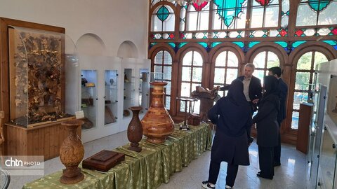 بازدید معاون وزیر میراث‌فرهنگی از خانه هنرهای سنتی و صنایع‌دستی آذربایجان غربی