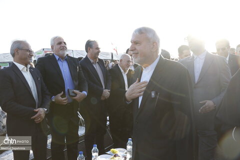جشنواره انگور با حضور وزیر میراث فرهنگی در ملکان