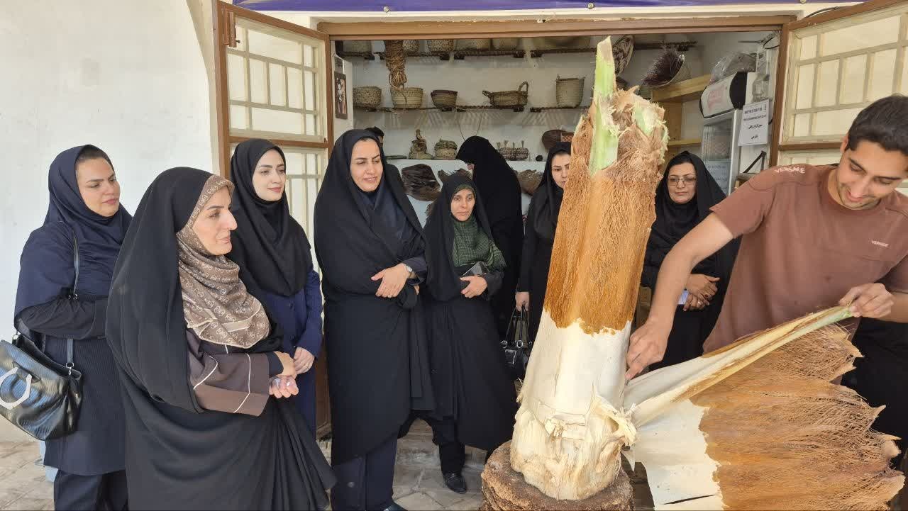 بافق؛ ظرفیتی برای پیوند میراث‌فرهنگی، گردشگری و کارآفرینی بانوان