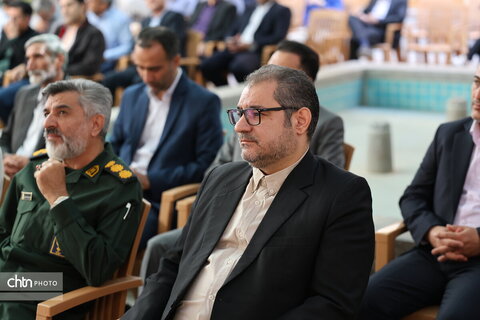 آئین تجلیل از ایثارگران و رزمندگان شاغل در میراث فرهنگی اصفهان