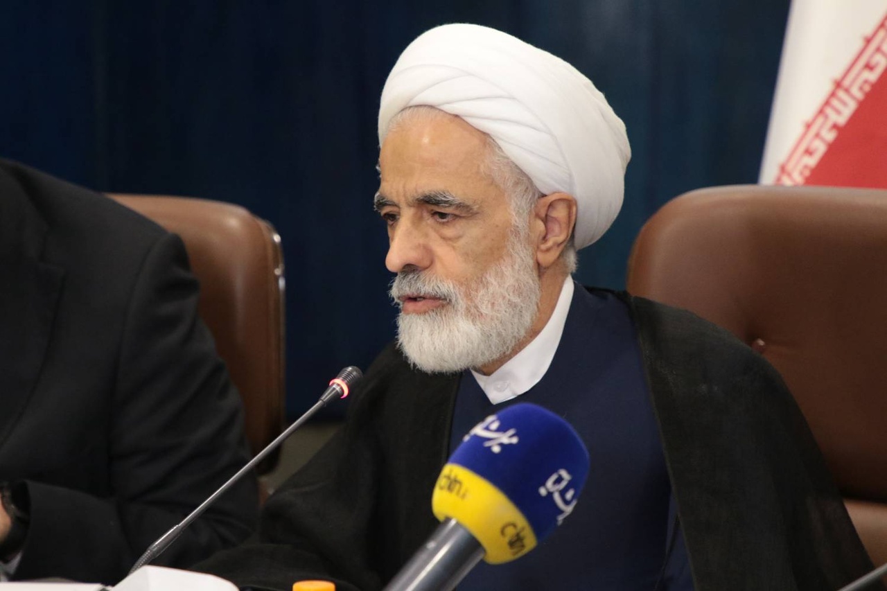 حجت‌الاسلام و المسلمین مجید انصاری در نشست ستاد ملی شهدای میناب: