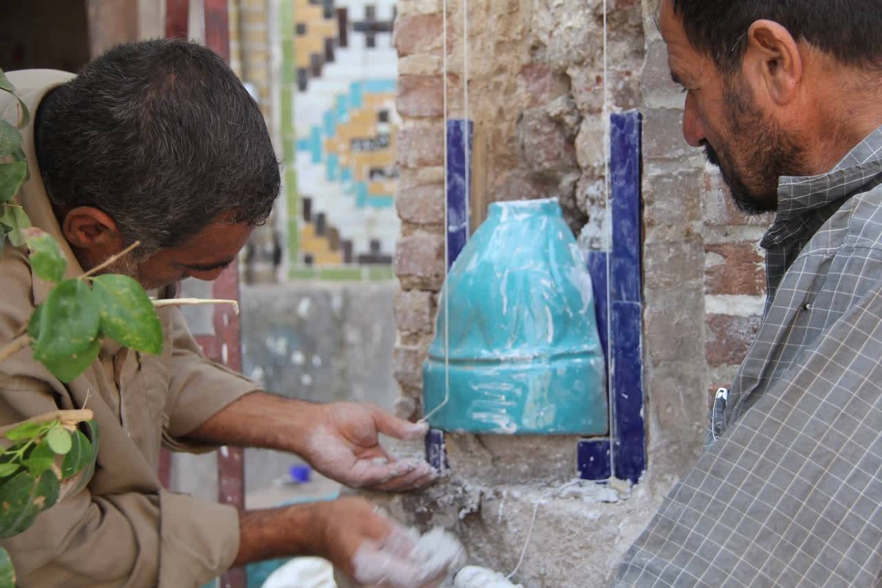 تزئینات کاشی‌کاری مسجدالنبی(ص) قزوین مرمت شد