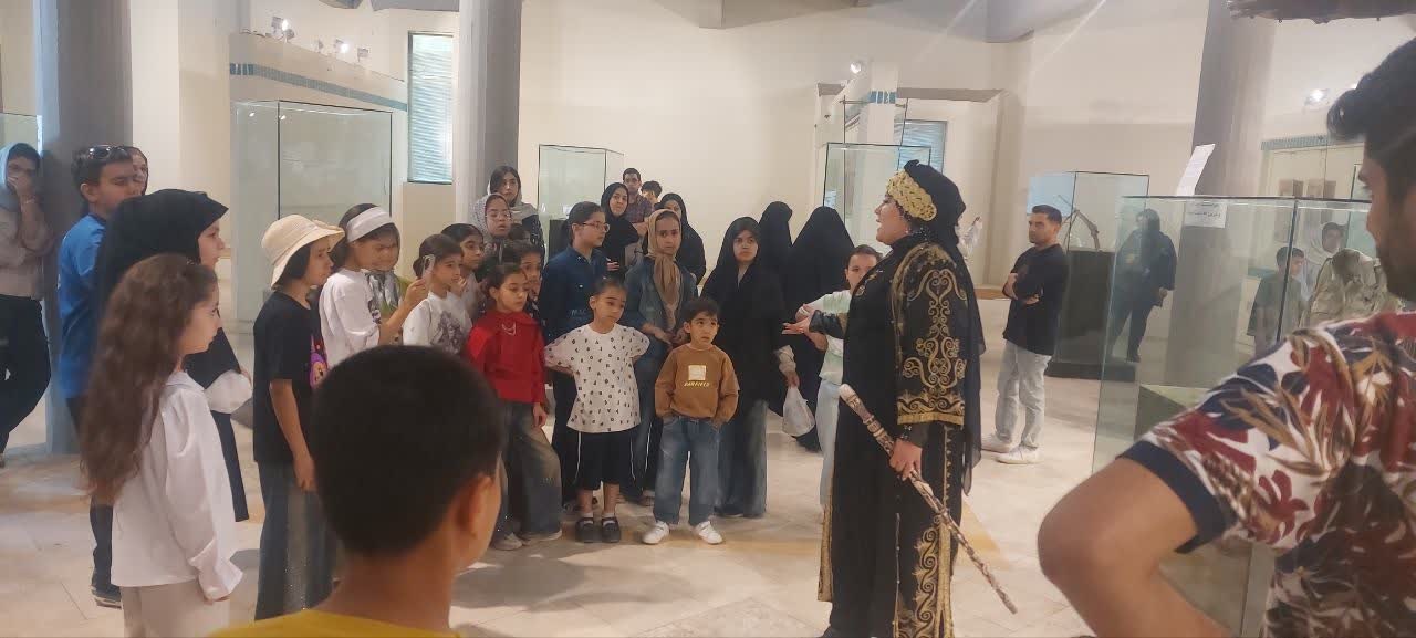 کارگاه یک روزه آیین و روشهای درست نقالی حماسی در مجموعه فرهنگی تاریخی فردوسی برگزار شد