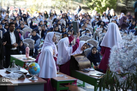 رونمایی از لوح ثبت «آیین بازگشایی مدارس» با حضور معاون اول رئیس‌جمهور