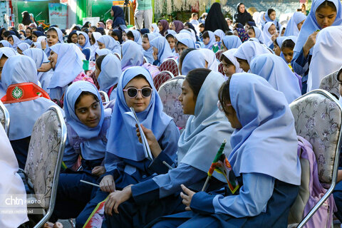 رونمایی از لوح ثبت «آیین بازگشایی مدارس» با حضور معاون اول رئیس‌جمهور
