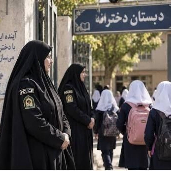 حضور پلیس زن مقابل مدارس دخترانه/ طرح جدید پلیس تهران در سال تحصیلی جدید