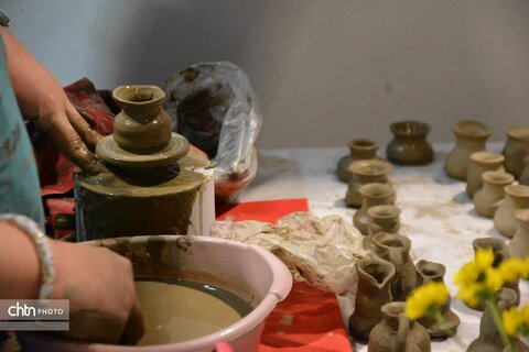 هفدهمین نمایشگاه سراسری صنایع‌دستی ایران در یزد گشایش یافت؛ گردهمایی هنرمندان ۲۰ استان در ۲۳۰ غرفه