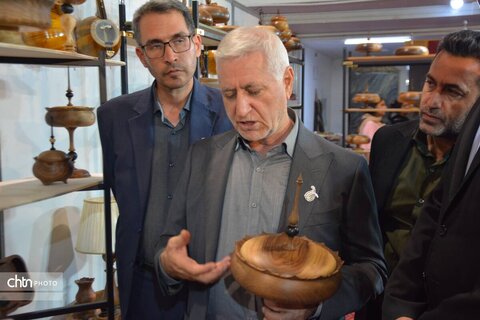 هفدهمین نمایشگاه سراسری صنایع‌دستی ایران در یزد گشایش یافت؛ گردهمایی هنرمندان ۲۰ استان در ۲۳۰ غرفه