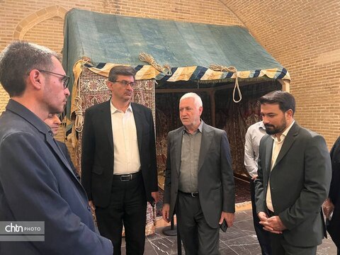 روایت تار و پود ایران در قاب یک موزه تاریخی؛ بازدید معاون صنایع‌دستی از موزه تار و پود یزد