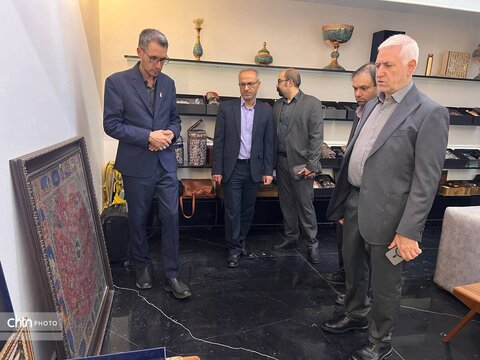 بررسی راهکارهای توسعه صنایع‌دستی یزد با حضور معاون صنایع‌دستی کشور