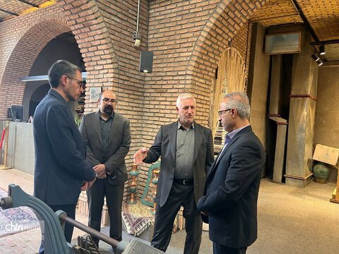 بررسی راهکارهای توسعه صنایع‌دستی یزد با حضور معاون صنایع‌دستی کشور