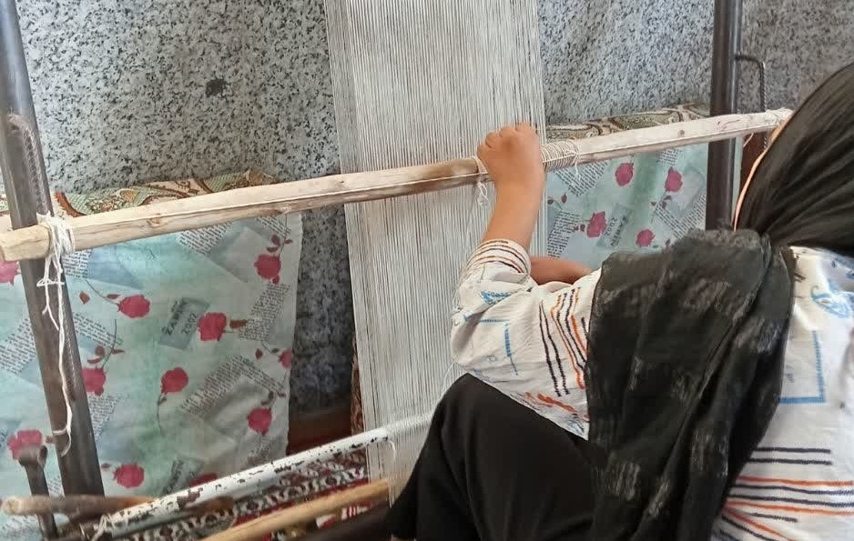 آموزش گلیم‌بافی به ۴۰ متقاضی در شهرستان فارسان آغاز شد