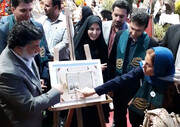 رونمایی از کتاب سروستان در گذر سیاحان و تابلو سروستان در آیینه میراث مکتوب در نمایشگاه کاروانسرای نو