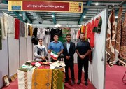 بازدید مدیرکل میراث‌فرهنگی یزد از غرفه صنایع‌دستی زابل در نمایشگاه سراسری یزد