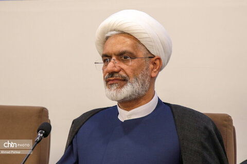 نشست شورای معاونان، مشاوران، مدیران کل ستادی و استانی با وزیر میراث‌فرهنگی، گردشگری وصنایع دستی
