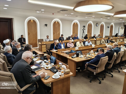نشست شورای معاونان، مشاوران، مدیران کل ستادی و استانی با وزیر میراث‌فرهنگی، گردشگری وصنایع دستی
