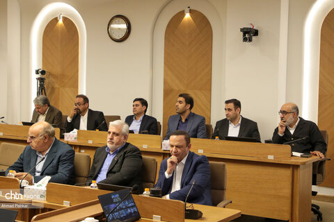 نشست شورای معاونان، مشاوران، مدیران کل ستادی و استانی با وزیر میراث‌فرهنگی، گردشگری وصنایع دستی