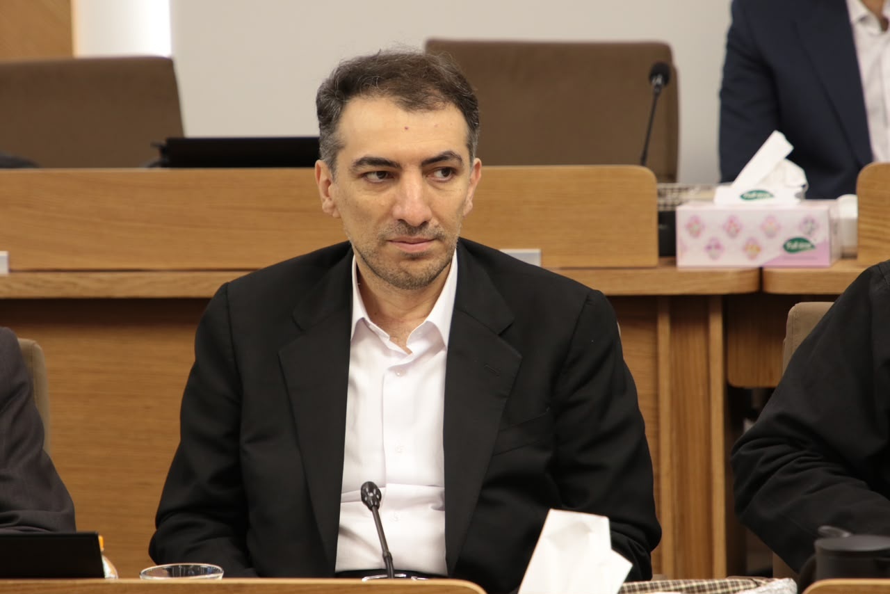 عارف‌نیا، مشاور وزیر میراث‌فرهنگی در گفت‌وگو با میراث‌آریا: