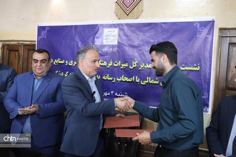 نشست خبری مدیرکل میراث‌فرهنگی در اسفراین
