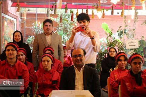 هفته گردشگری/ مدرسه آگه رشت