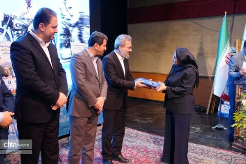 گرامیداشت روز جهانی و هفته گردشگری در استان همدان برگزار