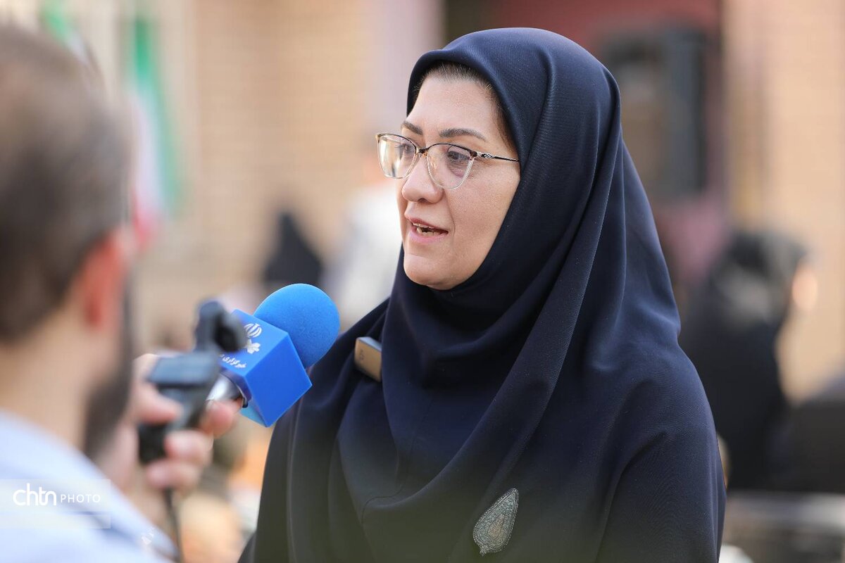 رونمایی نمادین از لوح ثبت ملی «آیین بازگشایی مدارس» در آیین زنگ گردشگری اهواز
