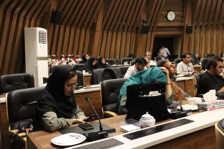 نشست خبری
