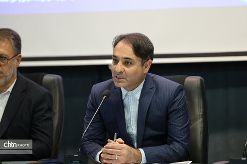 نشست خبری به مناسبت گرامیداشت هفته گردشگری در استان
