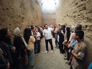 تور «نوشیجان تا جهان کوچک» به مناسبت هفته گردشگری در ملایر برگزار شد