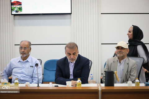 نمایشگاه و نشست معرفی ظرفیت‌های زمین‌گردشگری(ژئوتوریسم) استان خوزستان