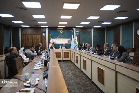 گزارش تصویری انعقاد تفاهم‌نامه همکاری میان معاونت صنایع‌دستی و هنرهای سنتی و شرکت فروشگاه‌های زنجیره‌ای رفاه