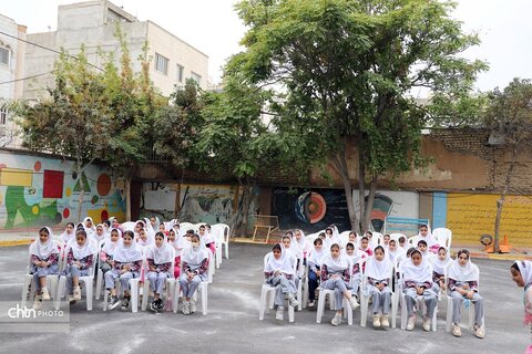 نواختن زنگ مهر گردشگری