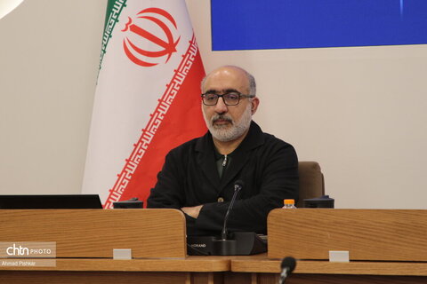 نشست صمیمانه وزیر میراث فرهنگی با اصحاب رسانه