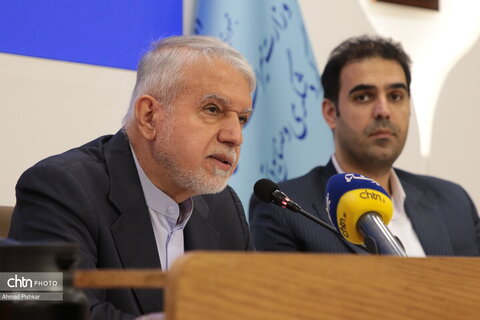 نشست صمیمانه وزیر میراث فرهنگی با اصحاب رسانه