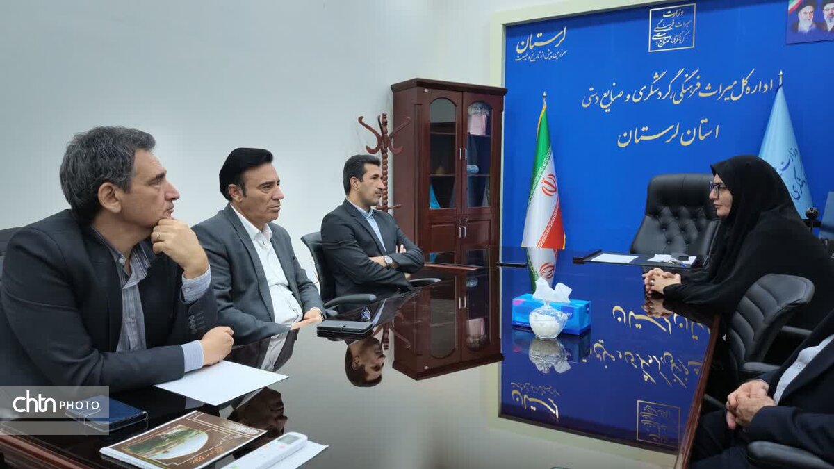 بررسی هماهنگیهای برگزاری جشنواره گردوی سلسله
