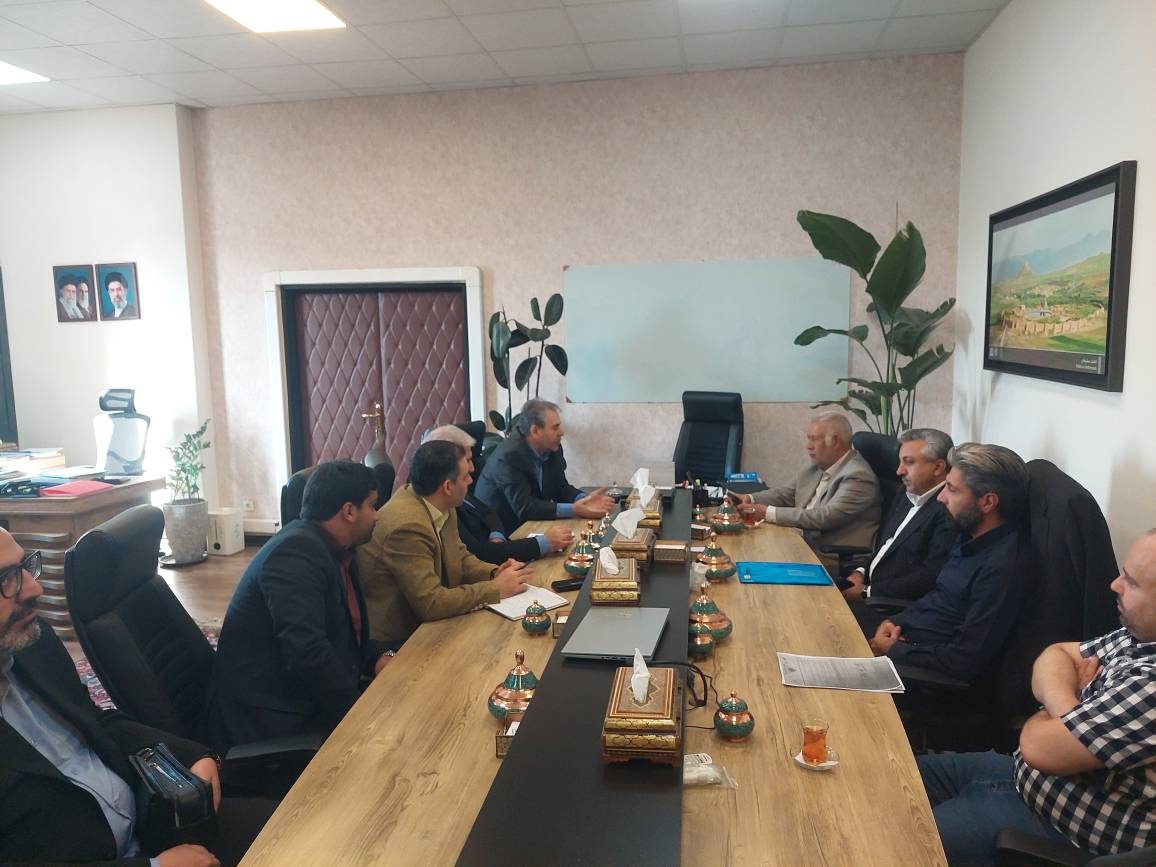 بررسی پروژههای گردشگری و میراثفرهنگی کرمان و راور