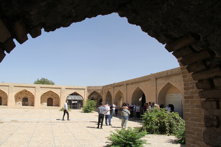 آشناسازی