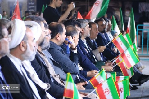 حضور فرمانده و اعضای شورای پایگاه مقاومت بسیج معراج در گردهمایی کارمند انقلابی، میدان‌دار خدمت