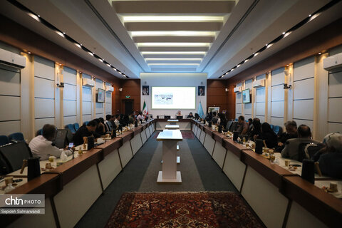 نشست "نقش مدیریت نوآوری و فناوری هوشمند در رونق بخشی به کسب و کارهای گردشگری"