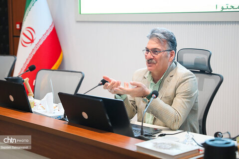 نشست "نقش مدیریت نوآوری و فناوری هوشمند در رونق بخشی به کسب و کارهای گردشگری"