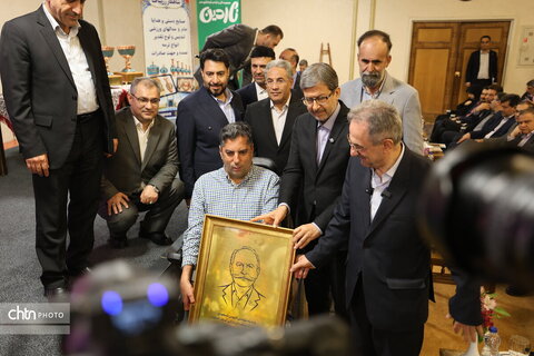 آئین نکوداشت هفته گردشگری و تجلیل از پیشکسوتان و فعالان این حوزه در اصفهان