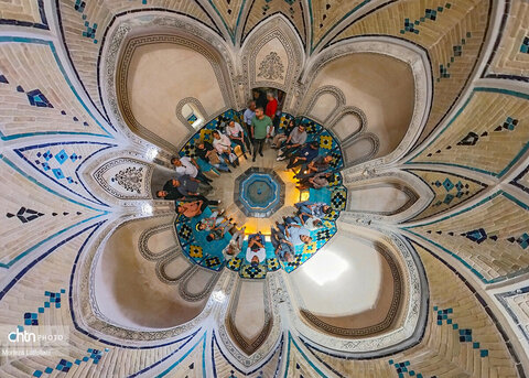بازدید از اماکن تاریخی کاشان تا گردهمایی خودروها در سیلک ،روایت تصویری از دومین روز رالی گردشگری خانوادگی تهران _کاشان