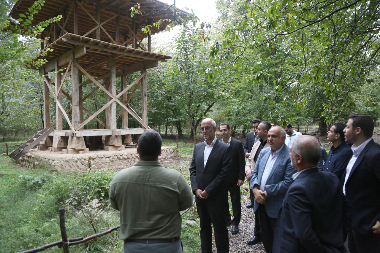 بازدید مشاور وزیر میراث‌فرهنگی از موزه میراث روستایی گلستان/ ظرفیتی برای افزایش ماندگاری مسافران و انتقال فرهنگ بومی