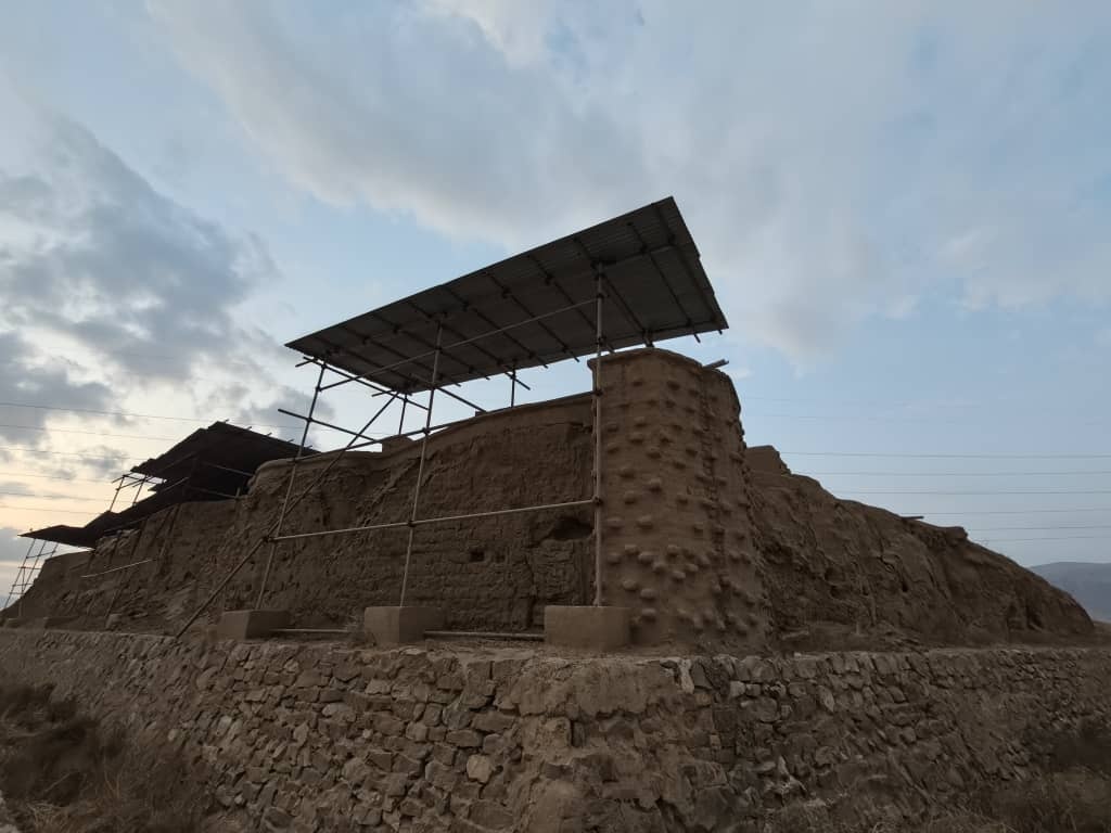 بازدید علی دارابی از پایگاه ملی میراثفرهنگی تپه ریوی