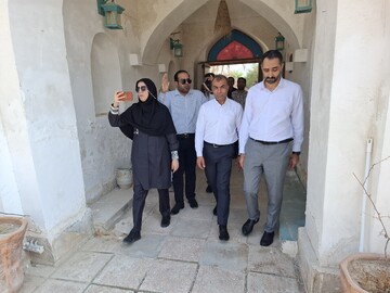 بازدید از کاروانسرای جهانی بستک با محوریت حفاظت و توسعه گردشگری