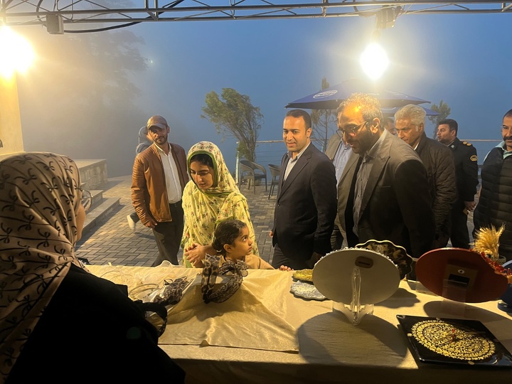 جشنواره صنایع‌دستی و اقوام در کلاردشت افتتاح شد