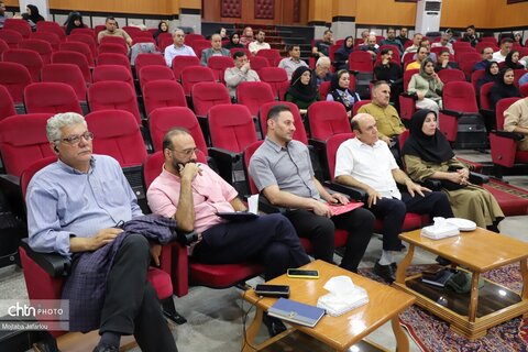 دوره بازآموزی ویژه راهنمایان گردشگری و دفاتر خدمات مسافرتی و گردشگری استان زنجان با عنوان:«از مجوز تا اجرا،  دوره بازآموزی دفاتر خدمات مسافرتی»