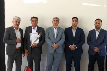 تقدیر از فعالان گردشگری در هتل آپادانای تخت جمشید