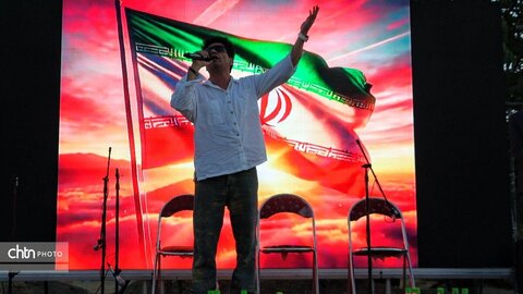 شانزدهمین جشنواره شیره‌پزی مانیزان برگزار شد